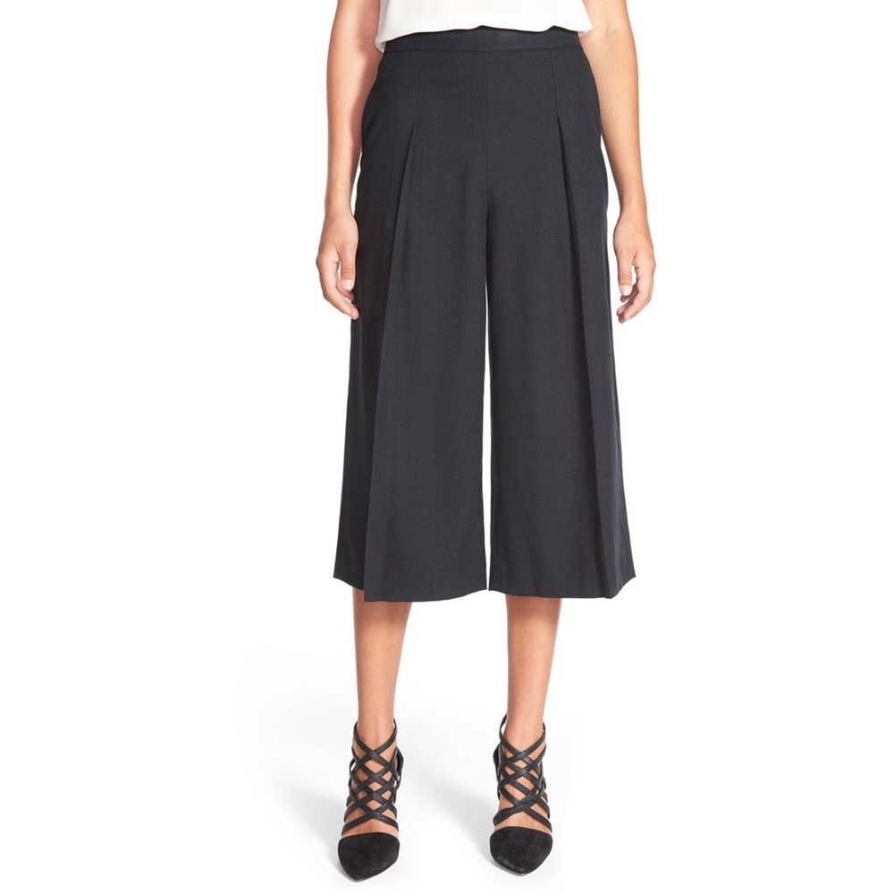 Chelsea28 Women’s Pleated Cropped Culottes Pants